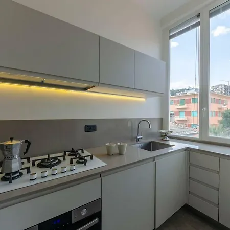 Apartment Hintown Fronte Mare A Varazze